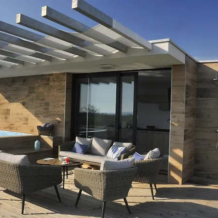 Olive 3 Privlaka (Zadar)